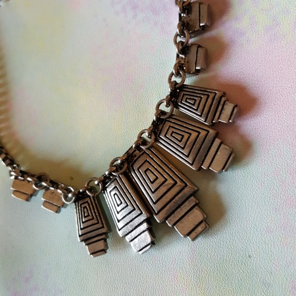 Lia sophia Crystal Necklace - Picture 4 of 4